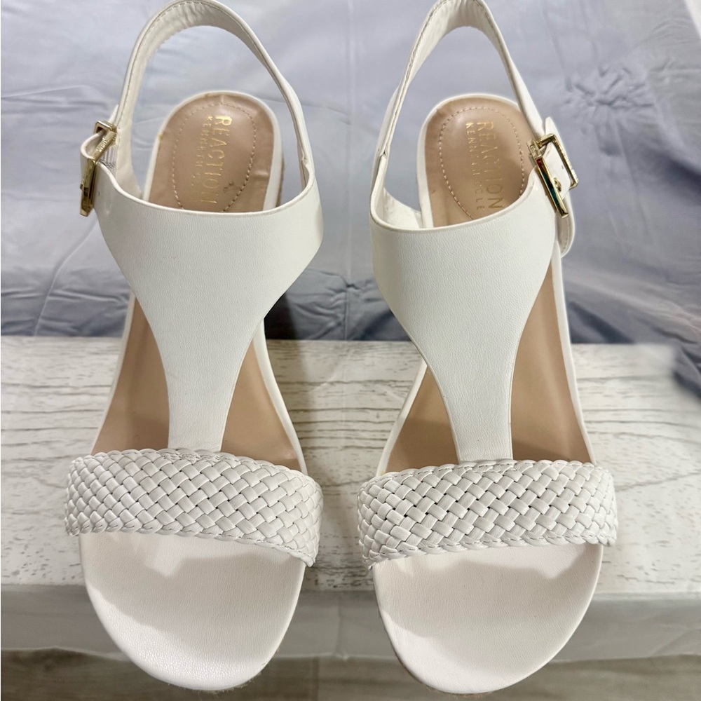 Kenneth Cole White Clinton Wedge Sandals